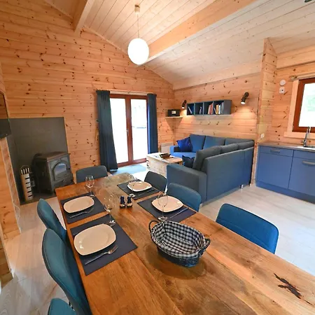 Cozy Holiday Home Near Forest Holiday home